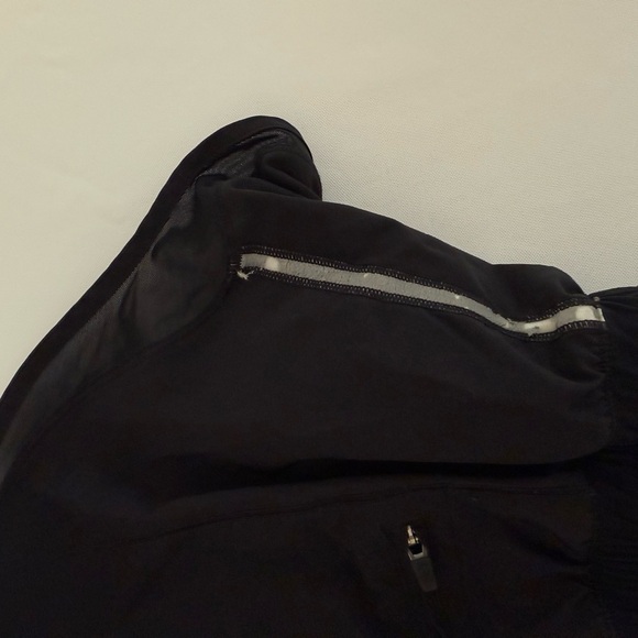 CRZ YOGA Black Athletic Shorts Lightweight Breathable - Picture 5 of 5